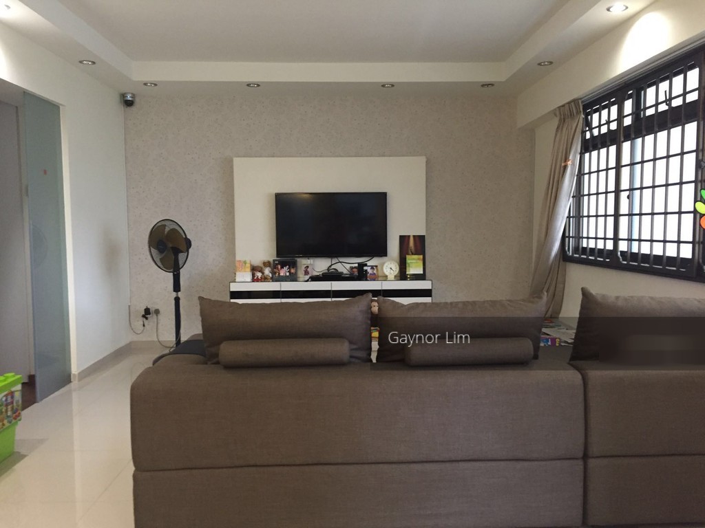 Holland Close thumbnail photo